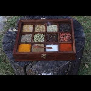 wooden masala box ,12 containers and spoon glass lid to secure aroma of spices